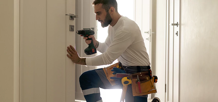 Mailbox Lock Installation Expert in Lakeland Village, California