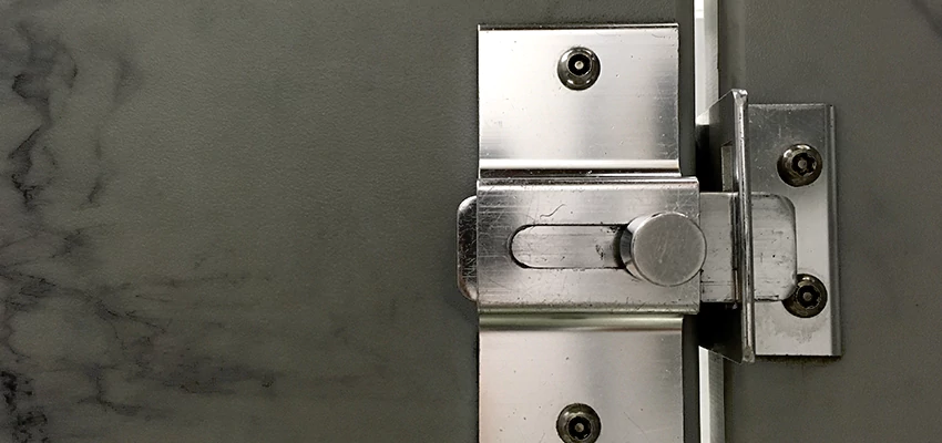 Fix A Room Door Lock in Lakeland Village, CA