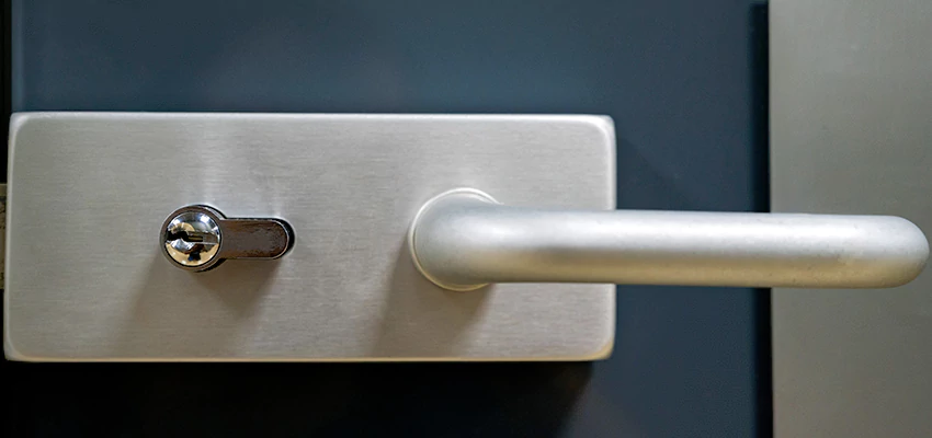 Change Patio Door Locks in Lakeland Village, California